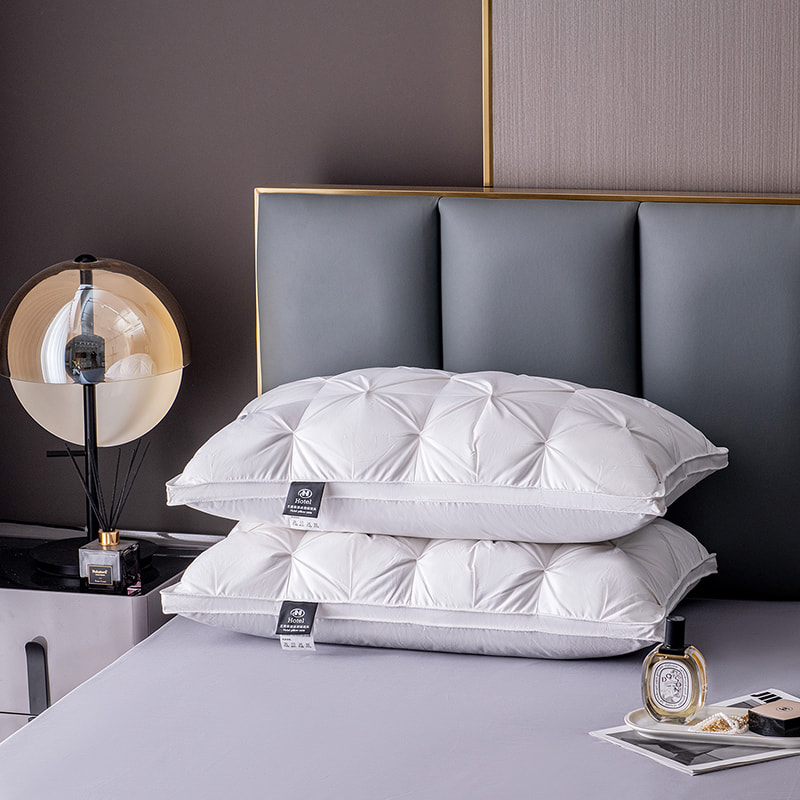 Cotton Buttonhole Light Luxury Down Core