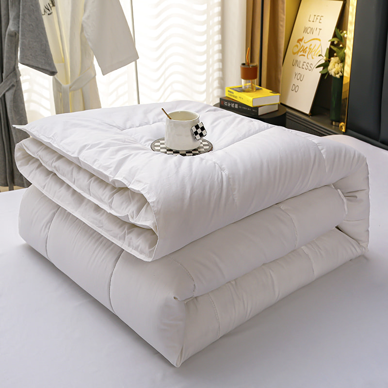 Bamboo có kích thước nữ hoàng 4 mảnh đặt bằng nhung xuống