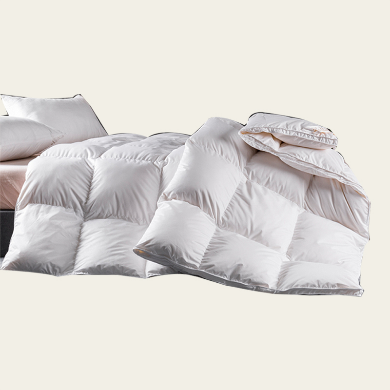 Chăn lông ngỗng ánh sáng trắng